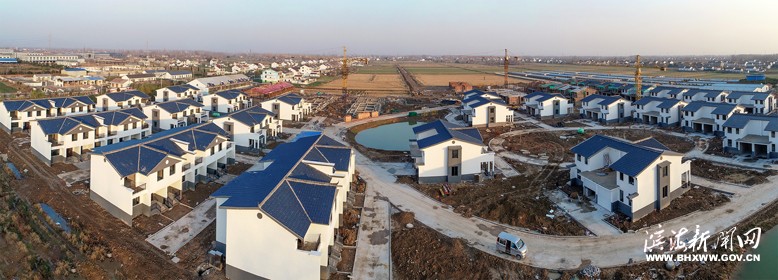 通榆鎮(zhèn)三元村農(nóng)民集中居住點建設(shè)現(xiàn)場