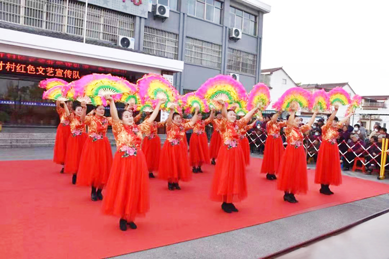 我縣開(kāi)展形式多樣的志愿服務(wù)活動(dòng)